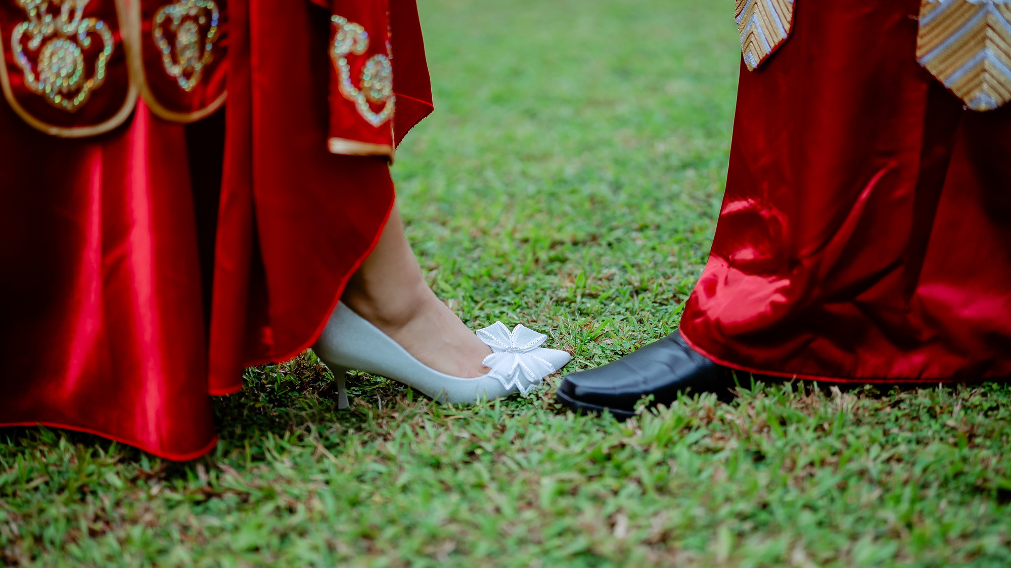 Su Leng & Sook Yin complete, family-centred and documentary actual day wedding photography by Famous Bridal Kuantan