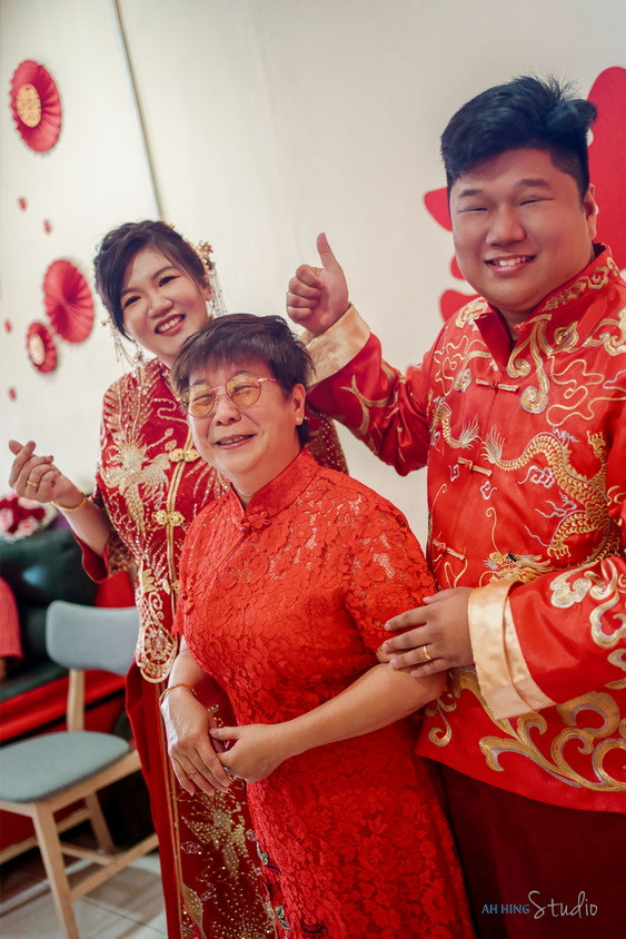 Chang Hong & Siew Nee wedding gate-crash game moment, celebration rhythm frame 07, by Famous Bridal Kuantan