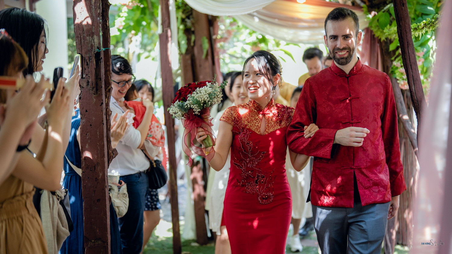 Dario & Adeline documentary wedding moment, album detail frame 76, by Famous Bridal Kuantan