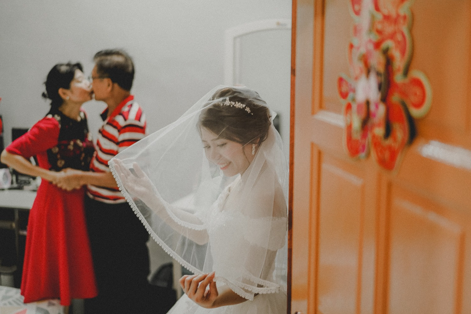 Guo Hao & Chee Ling wedding reception detail, documentary transition frame 08, by Famous Bridal Kuantan