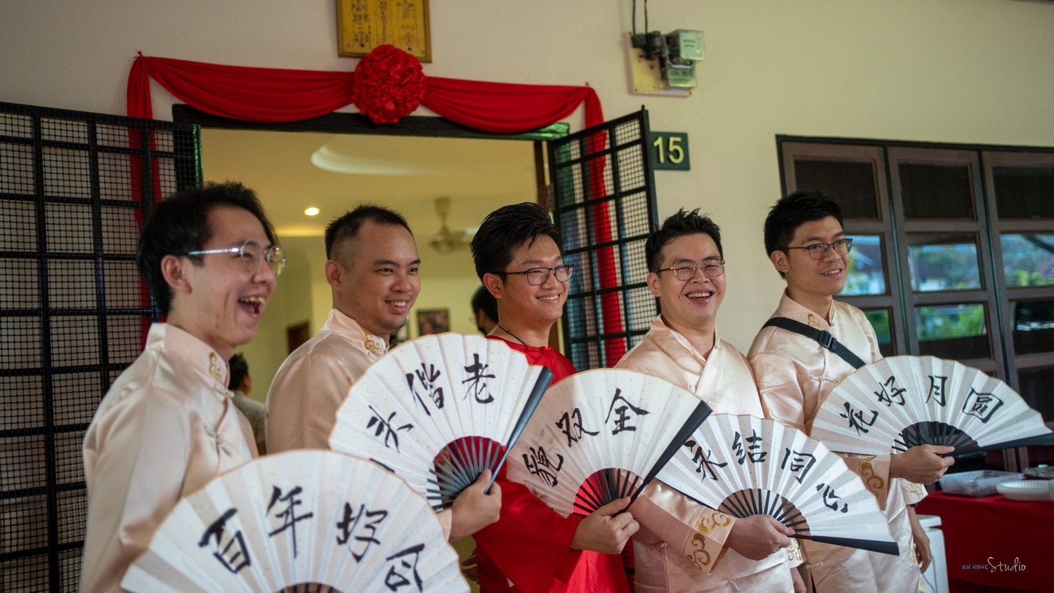Zhen Hui & May Lee guest candid wedding photo, quiet in-between moment frame 18, by Famous Bridal Kuantan
