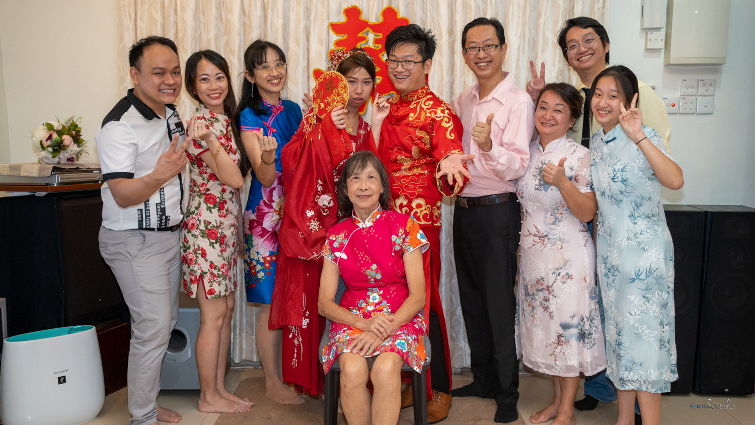 Zhen Hui & May Lee traditional Chinese wedding detail, guided portrait sequence frame 150, by Famous Bridal Kuantan
