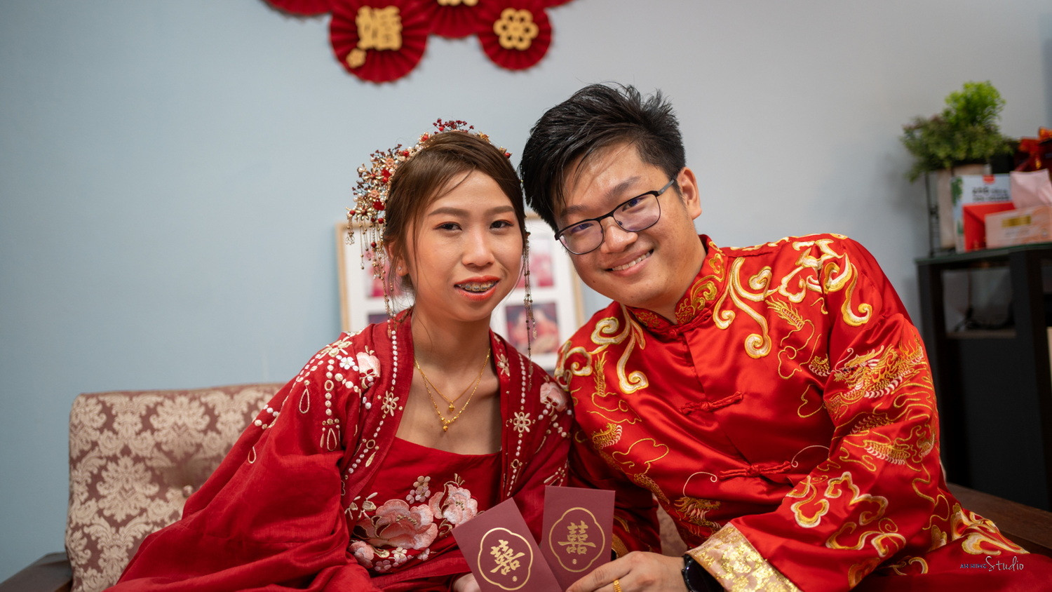 Zhen Hui & May Lee quiet couple portrait on wedding day, family memory frame 91, by Famous Bridal Kuantan