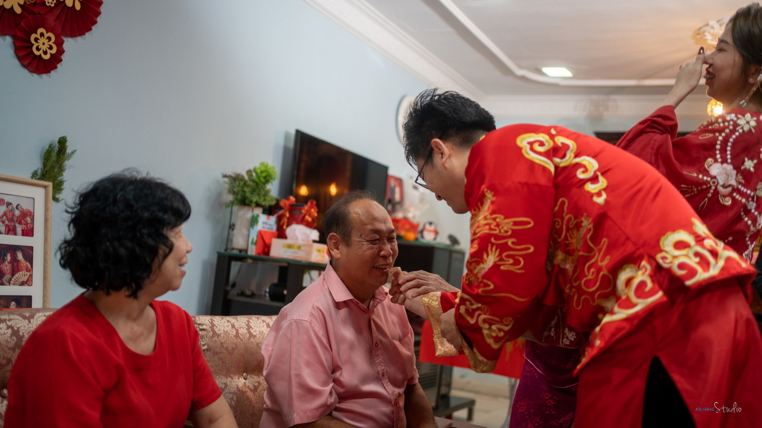 Zhen Hui & May Lee romantic wedding couple portrait, documentary transition frame 80, by Famous Bridal Kuantan