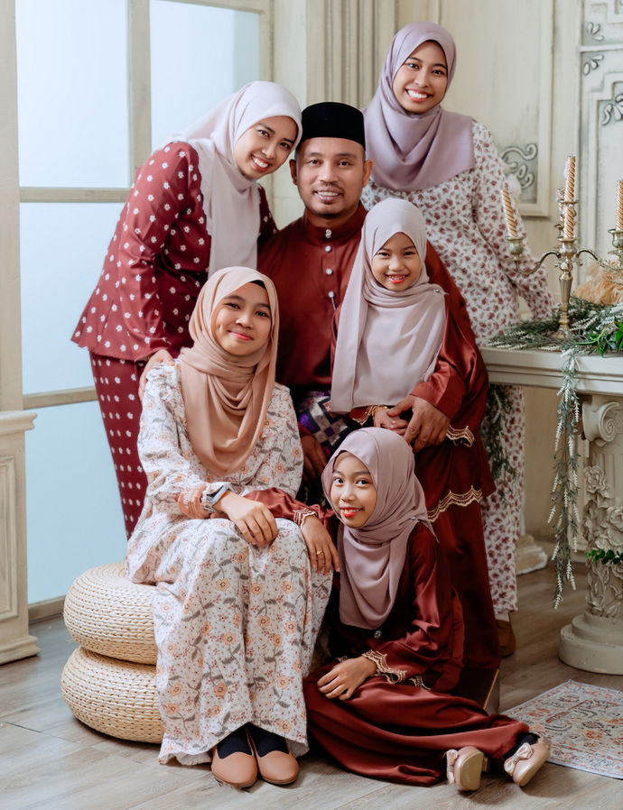Family photography studio in Kuantan 33