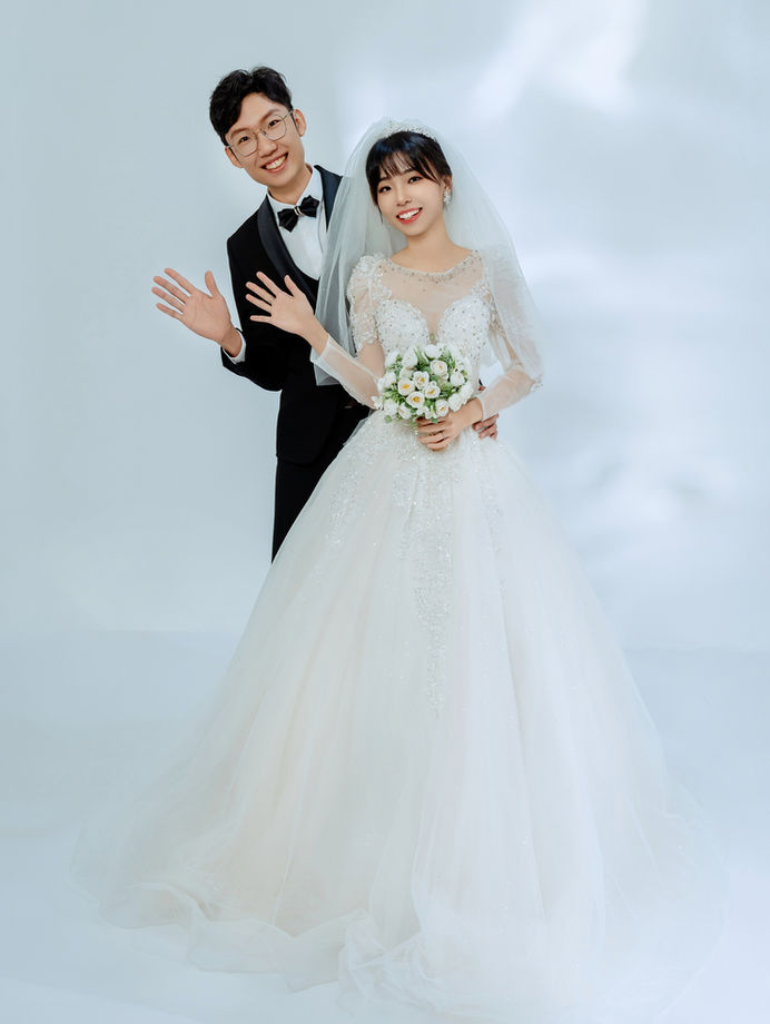 Indoor Pre-Wedding Studio sample 2