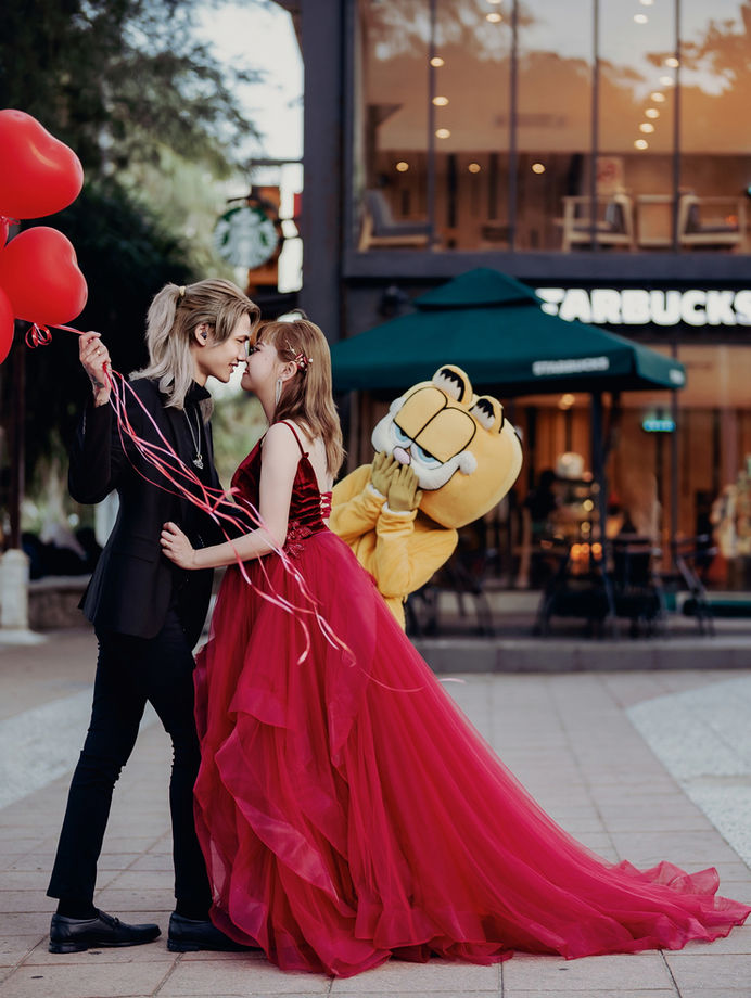Modern red gown cafe pre-wedding portrait in Kuantan